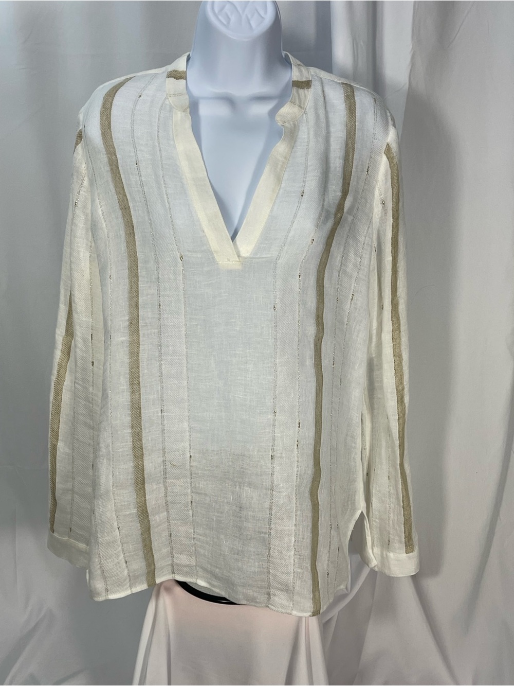 Etcetera Cream w/Gold Accents V neck Tunic. 97% Linen Blend. Flowy sophisticated - Picture 7 of 8